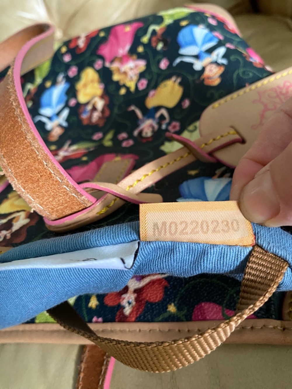 Dooney & Bourke Disney Bag Princess Half Marathon 2016 Tote Mermaid - Picture 15 of 15